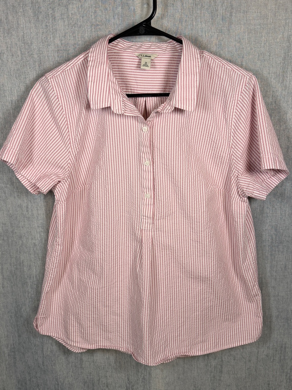 L.L.Bean Pink White Striped 100% Cotton Seersucker shirt sleeve button Shirt M